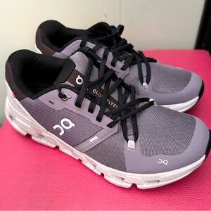 On cloud Cloudflyer 4